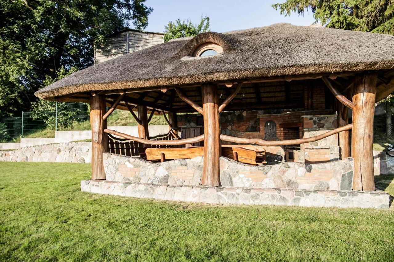 Dom Nad Jeziorem Ublik Z Sauna I Jacuzzi Ngoại thất bức ảnh