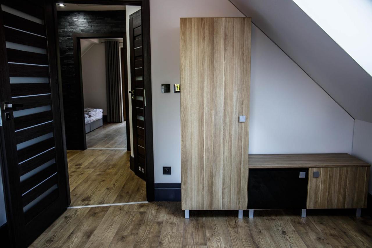 Dom Nad Jeziorem Ublik Z Sauna I Jacuzzi Ngoại thất bức ảnh